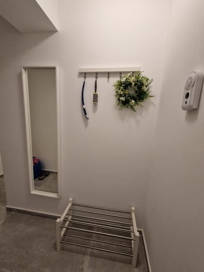Sky Airport Residence Otopeni Bagian luar foto